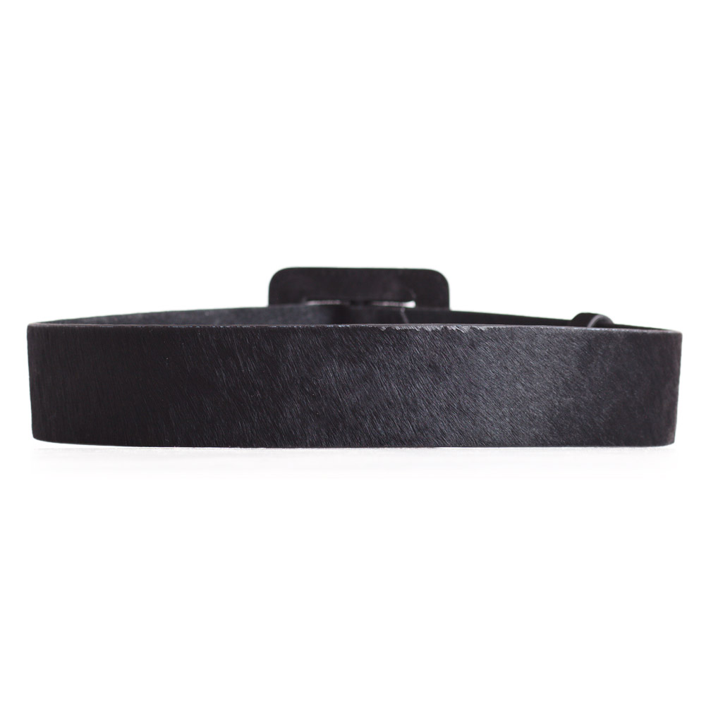 black waist belt